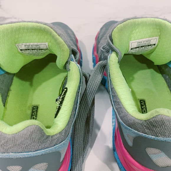 Under Armour 4D Foam Heatgear Running Shoe Size 6 - Picture 6 of 8